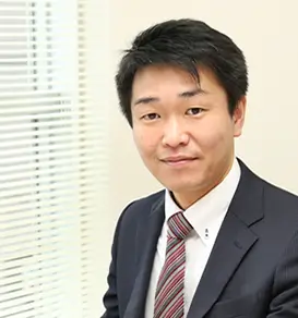 角張　純